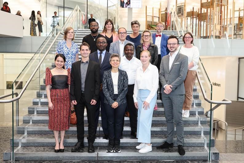 Laureaten Prijs voor Mondiaal Onderzoek 2022 in provinciehuis Antwerpen